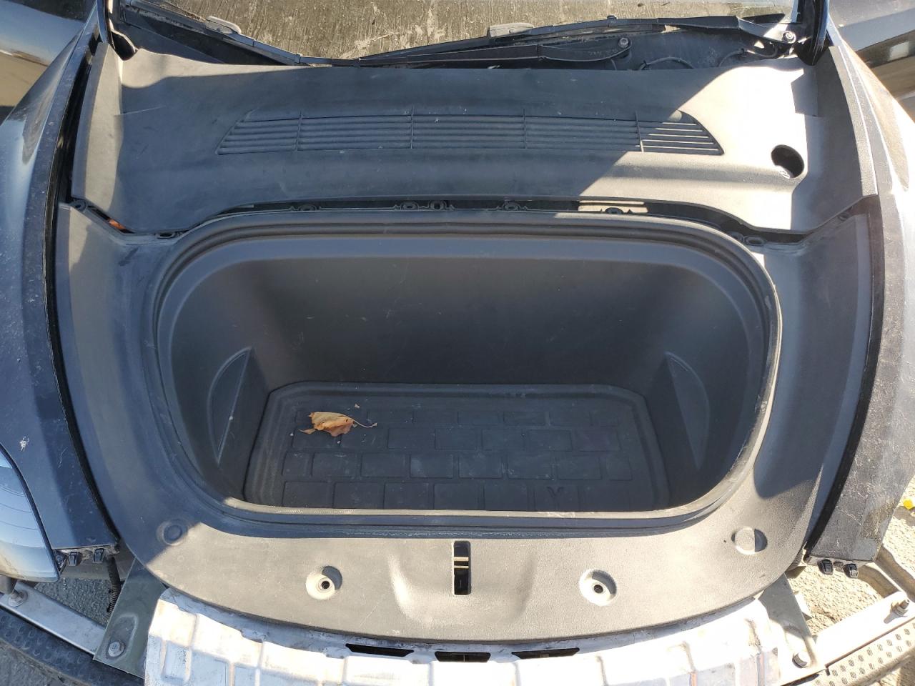 2022 Tesla Model Y VIN: 7SAYGAEE1NF514878 Lot: 90828655