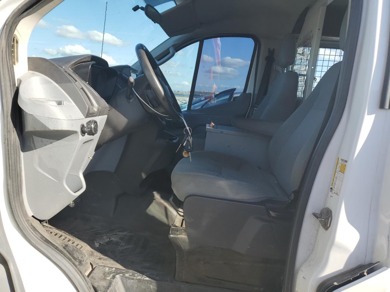 2015 Ford Transit T-250 VIN: 1FTNR1ZM1FKA77271 Lot: 91665735