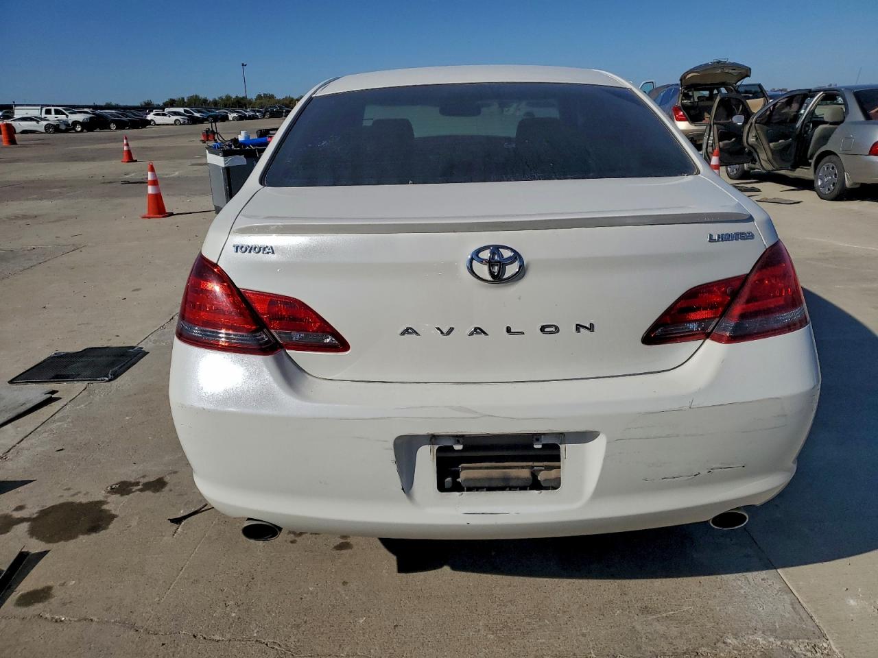 2008 Toyota Avalon Xl VIN: 4T1BK36B98U320530 Lot: 91933435
