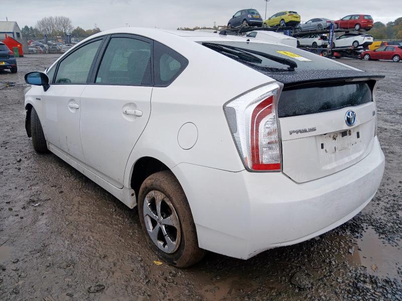 2015 TOYOTA PRIUS HYBRID 