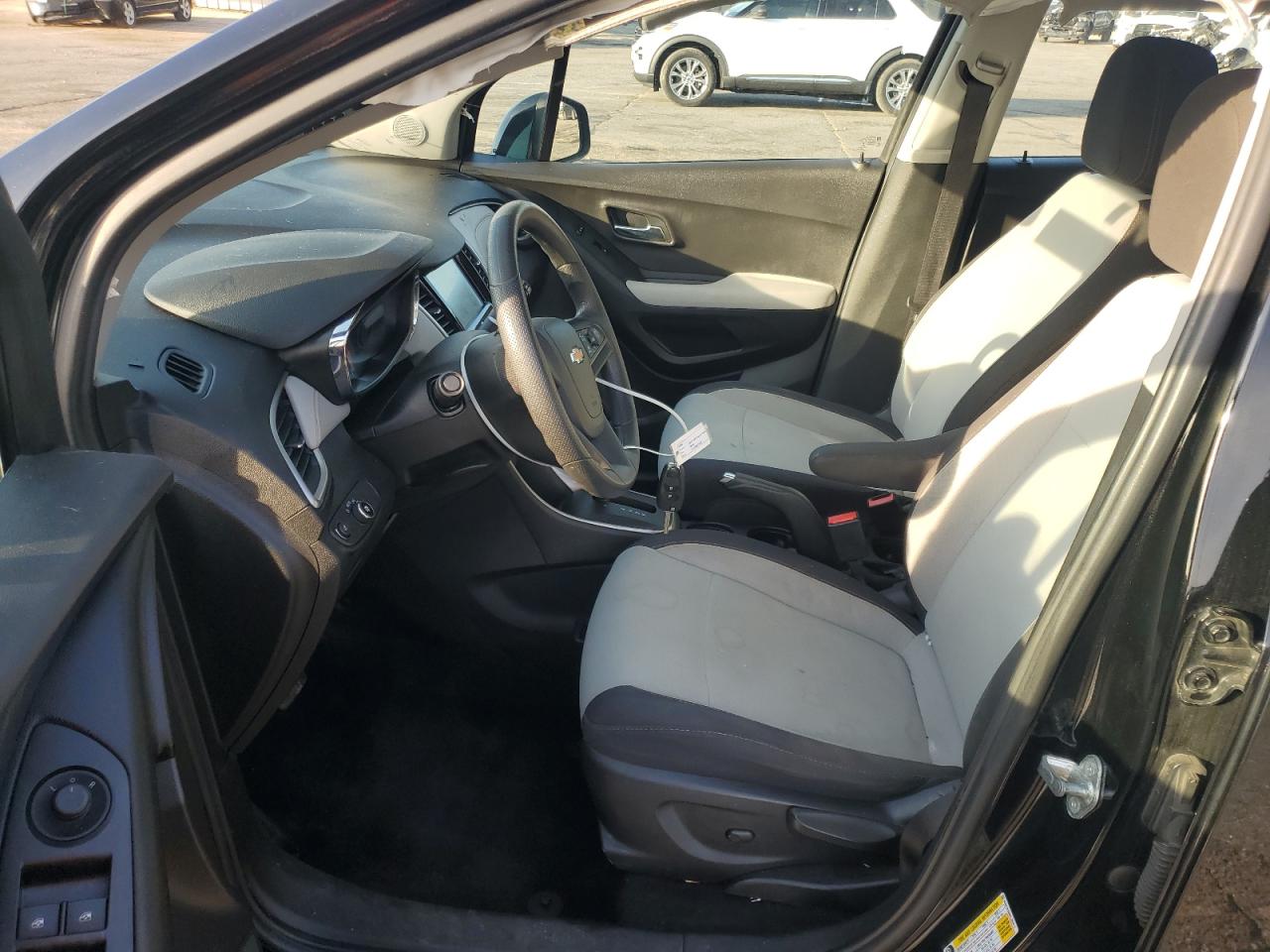 2017 Chevrolet Trax Ls VIN: 3GNCJKSB0HL282814 Lot: 93314585