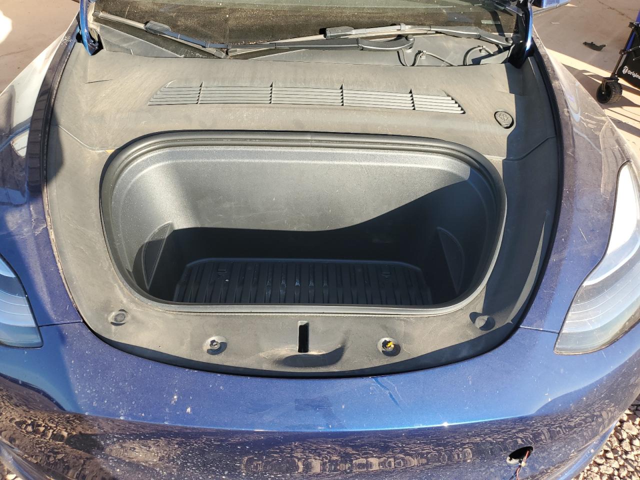 2022 Tesla Model Y VIN: 7SAYGDEE1NF508614 Lot: 92357475