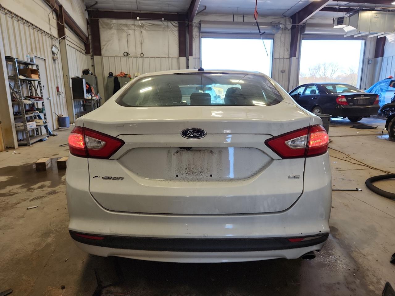 2015 Ford Fusion Se VIN: 1FA6P0H7XF5126570 Lot: 90852315