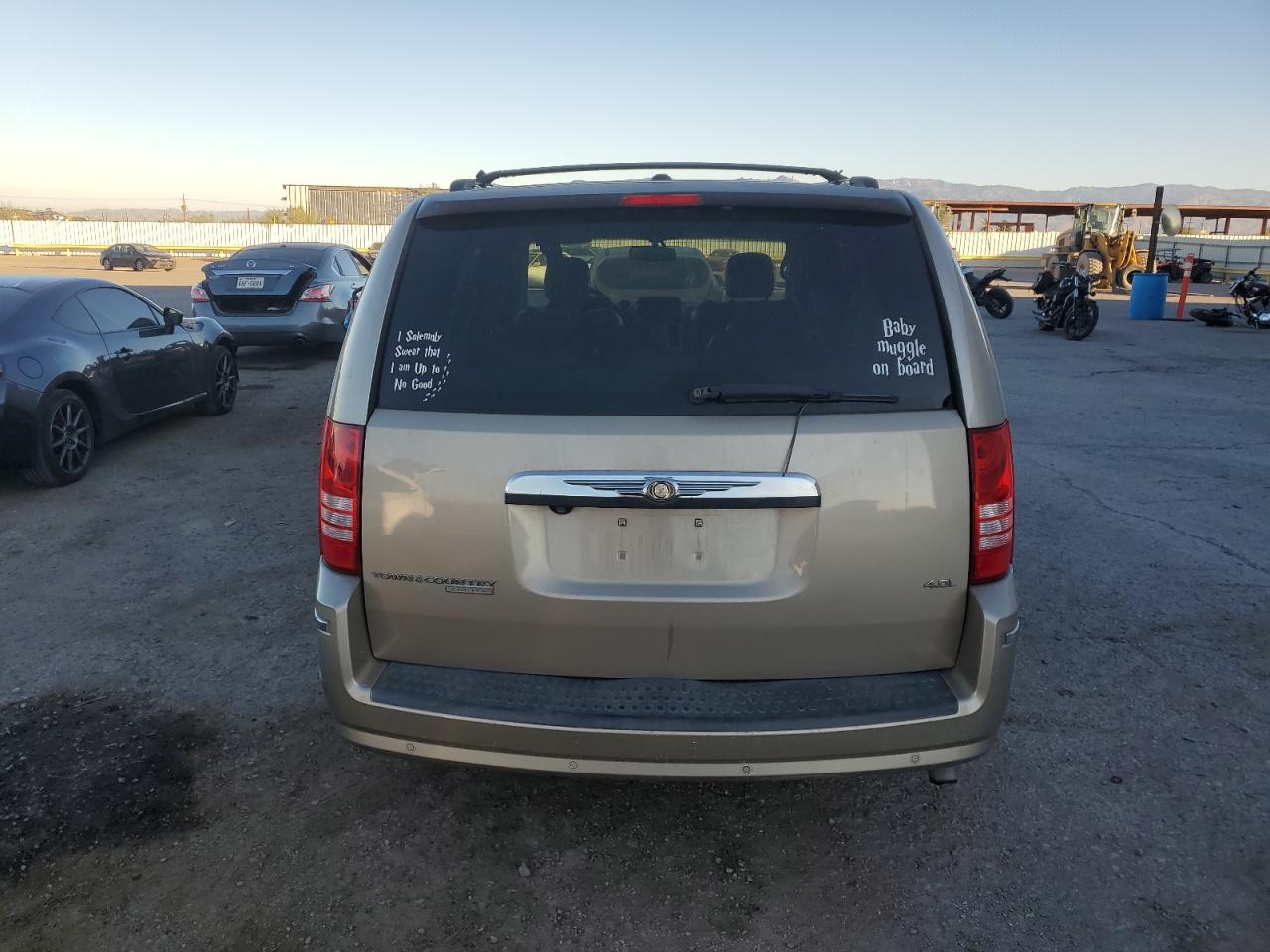 2008 Chrysler Town & Country Limited VIN: 2A8HR64X28R689181 Lot: 87405455