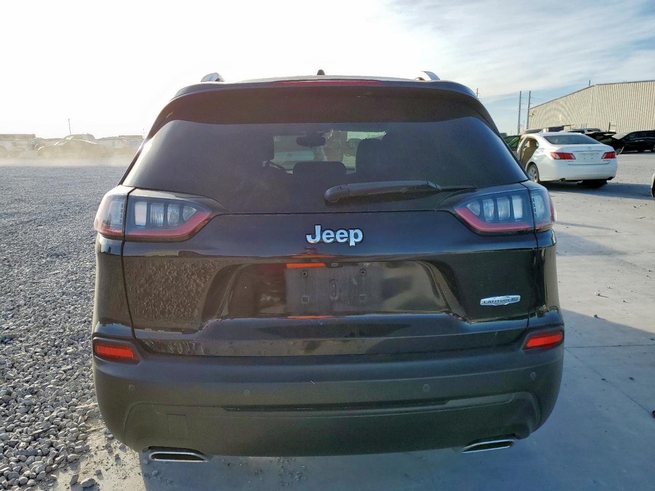 2021 Jeep Cherokee Latitude Lux VIN: 1C4PJLMX8MD239749 Lot: 92117465