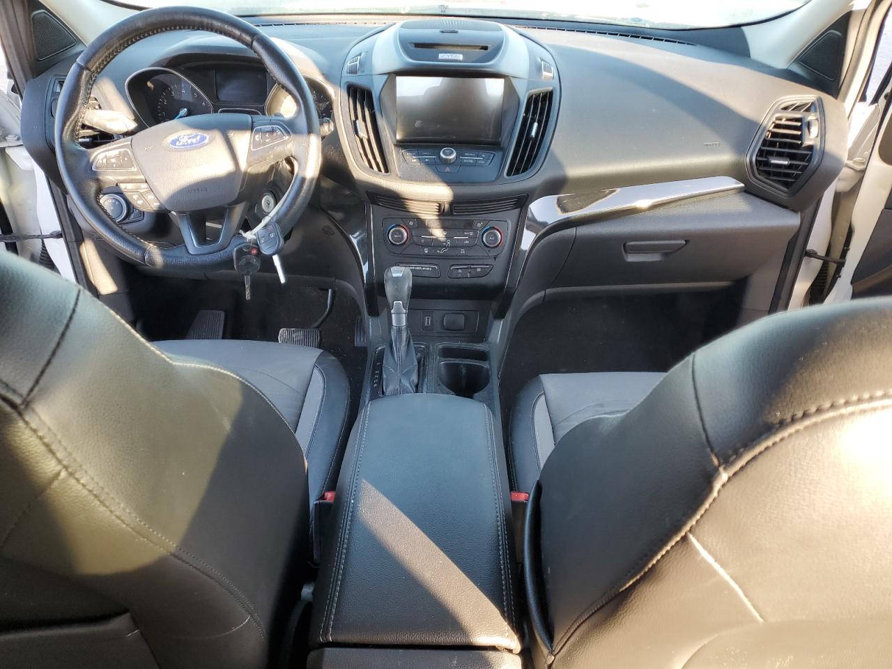 2017 Ford Escape Se VIN: 1FMCU0G99HUB81671 Lot: 92798175