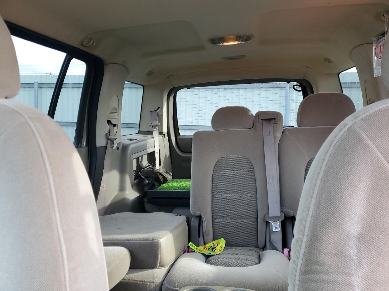 2004 Ford Explorer Xlt VIN: 1FMZU73K94UB95298 Lot: 90720685