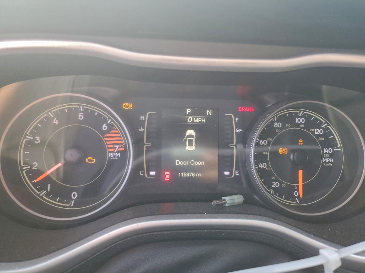 2018 Jeep Cherokee Latitude Plus VIN: 1C4PJLLBXJD612310 Lot: 95068645