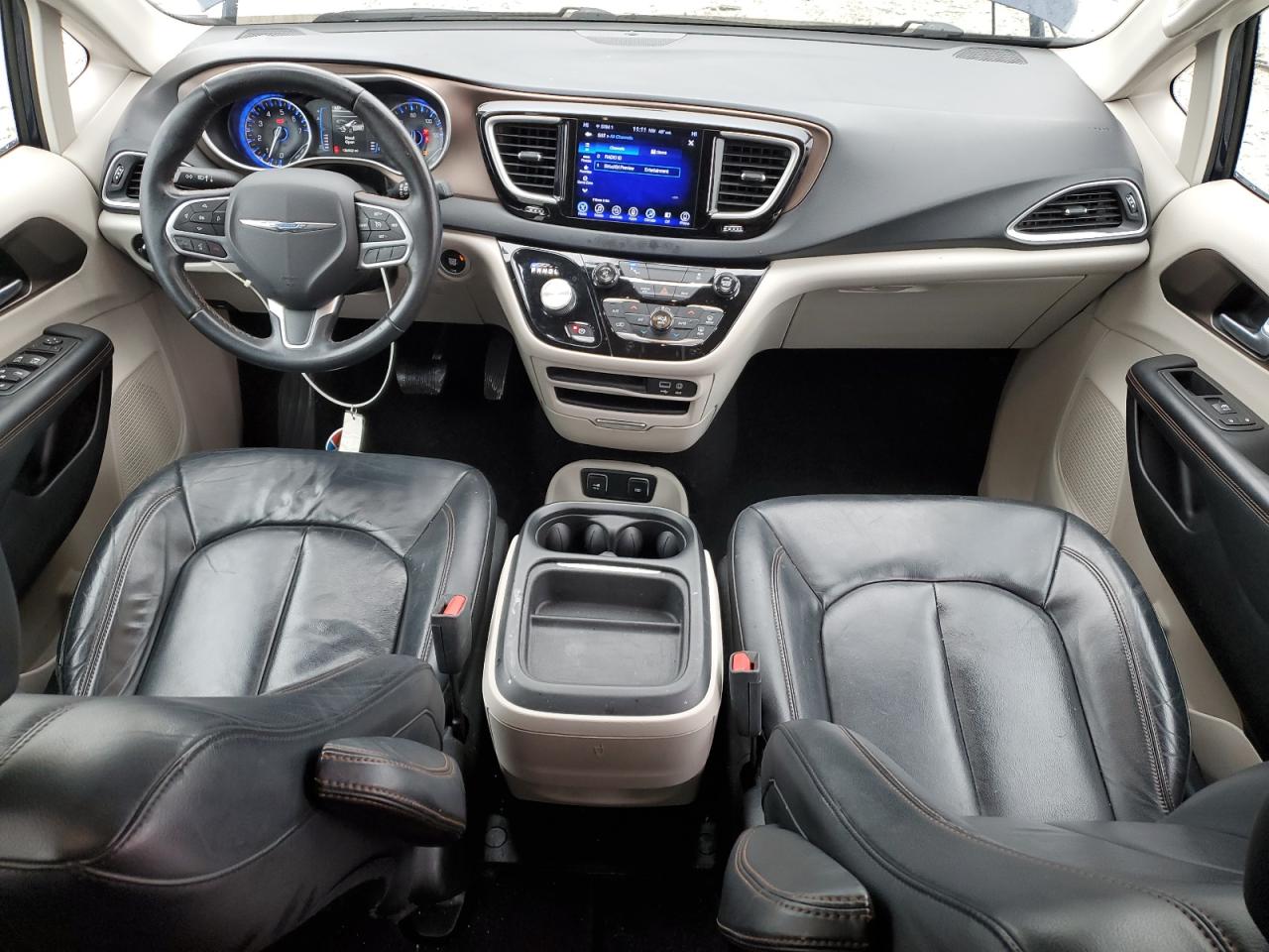 2017 Chrysler Pacifica Touring L VIN: 2C4RC1BG2HR537016 Lot: 93210935