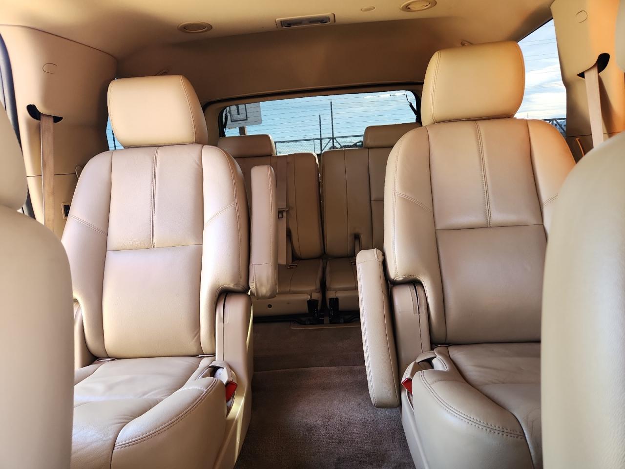 2011 Chevrolet Tahoe C1500 Lt VIN: 1GNSCBE06BR197752 Lot: 91828135