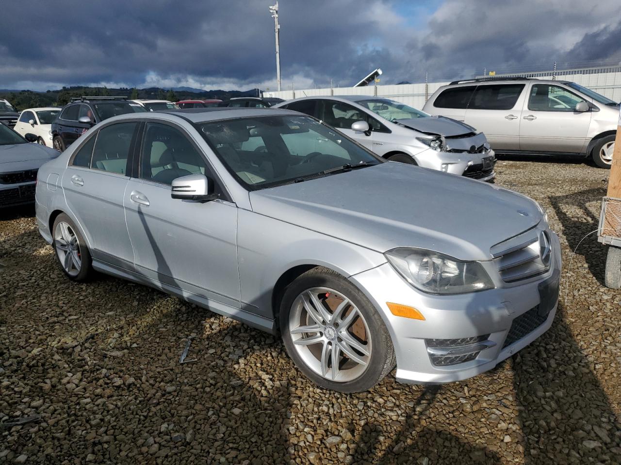 Фото: WDDGF4HB8DR299853