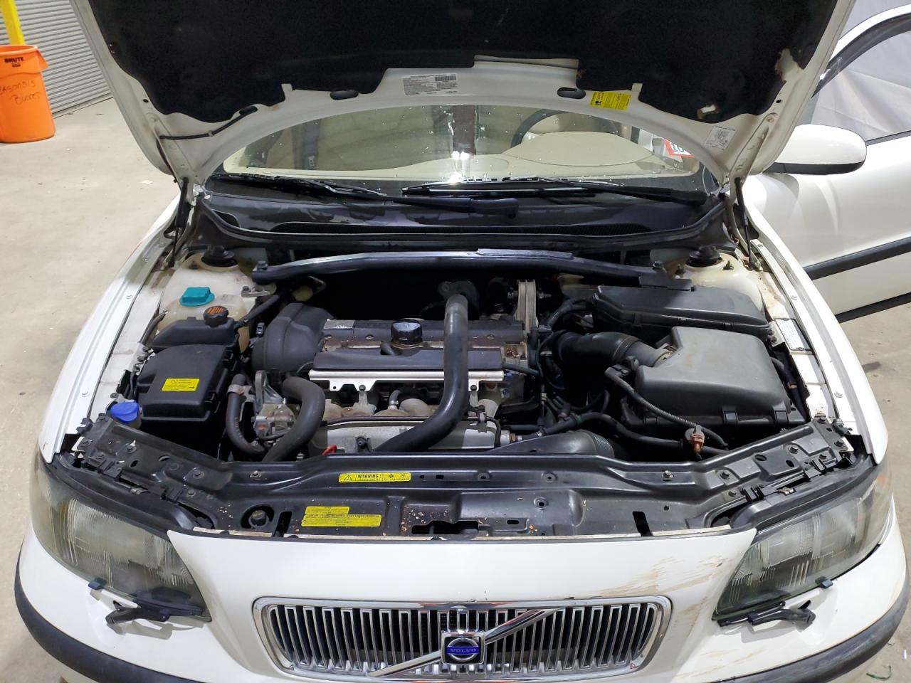 2003 Volvo V70 VIN: YV1SJ59H832322531 Lot: 93194415