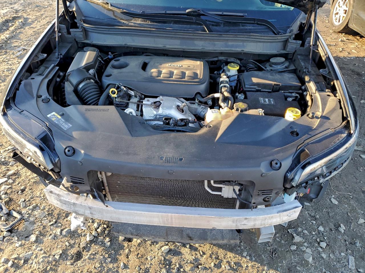 2019 Jeep Cherokee Limited VIN: 1C4PJMDN6KD192108 Lot: 93309495