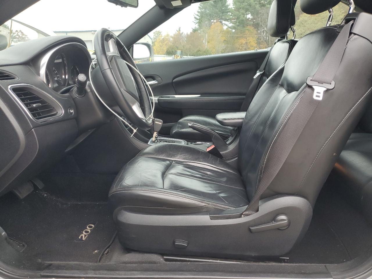 2014 Chrysler 200 Limited VIN: 1C3BCBFG1EN153470 Lot: 91273115