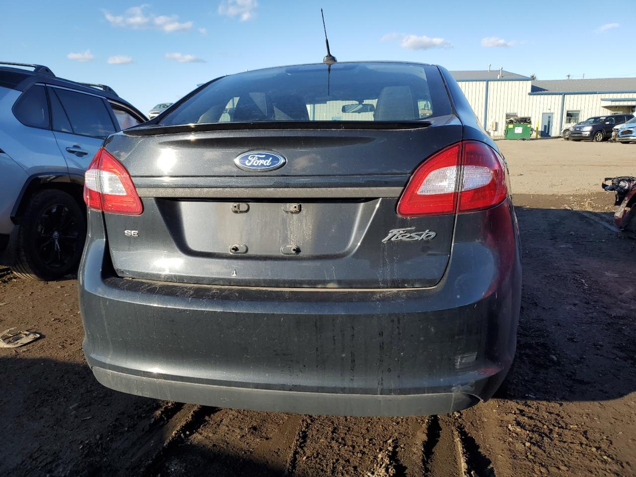 2013 Ford Fiesta Se VIN: 3FADP4BJ2DM132132 Lot: 92373975