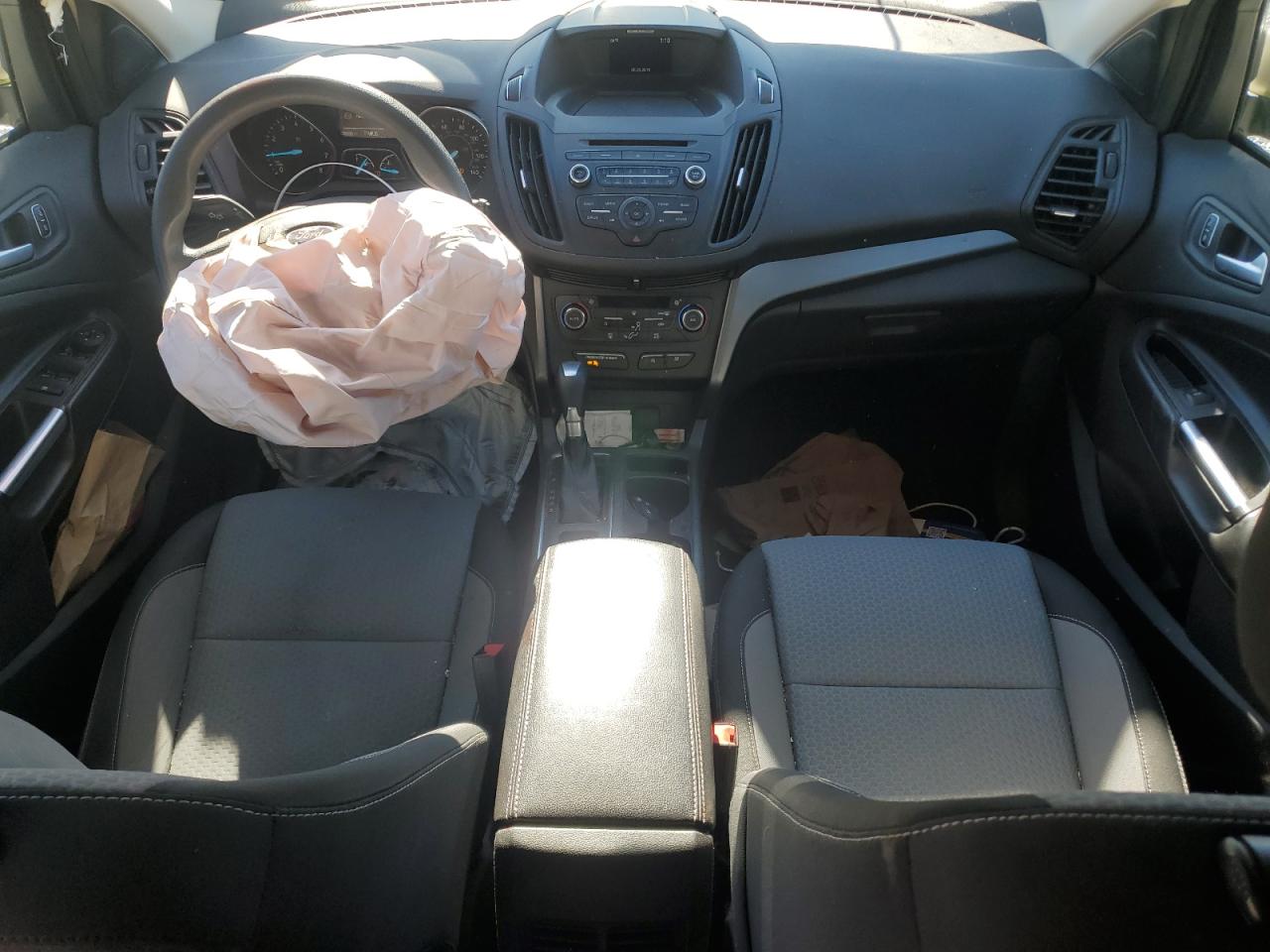 2017 Ford Escape Se VIN: 1FMCU0GD6HUB76769 Lot: 91609625