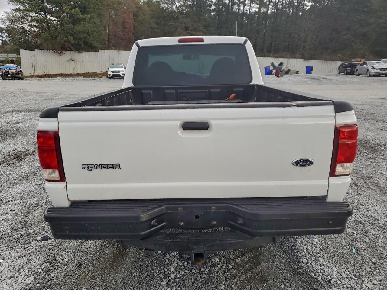 2000 Ford Ranger VIN: 1FTYR10V3YPB33638 Lot: 94449605