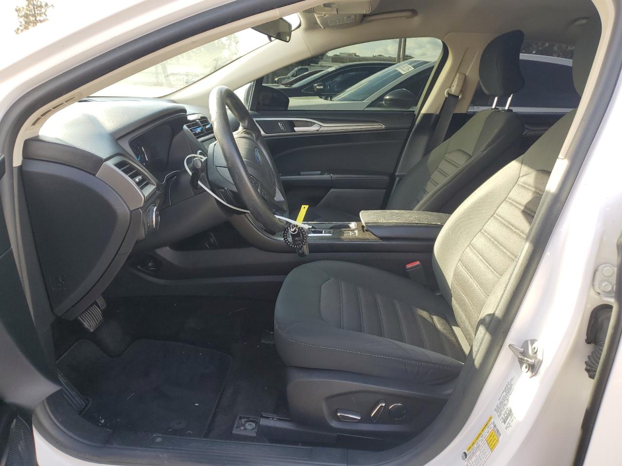 2018 Ford Fusion Se VIN: 3FA6P0HD4JR268022 Lot: 93151515