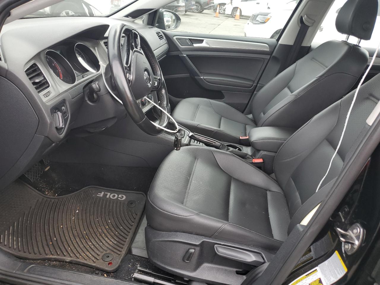 2015 Volkswagen Golf VIN: 3VW217AU3FM049860 Lot: 92131055