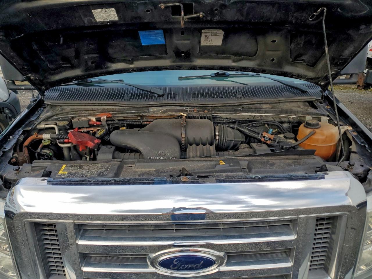 2015 Ford Econoline E350 Super Duty Cutaway Van VIN: 1FDWE3FL2FDA23100 Lot: 85410355