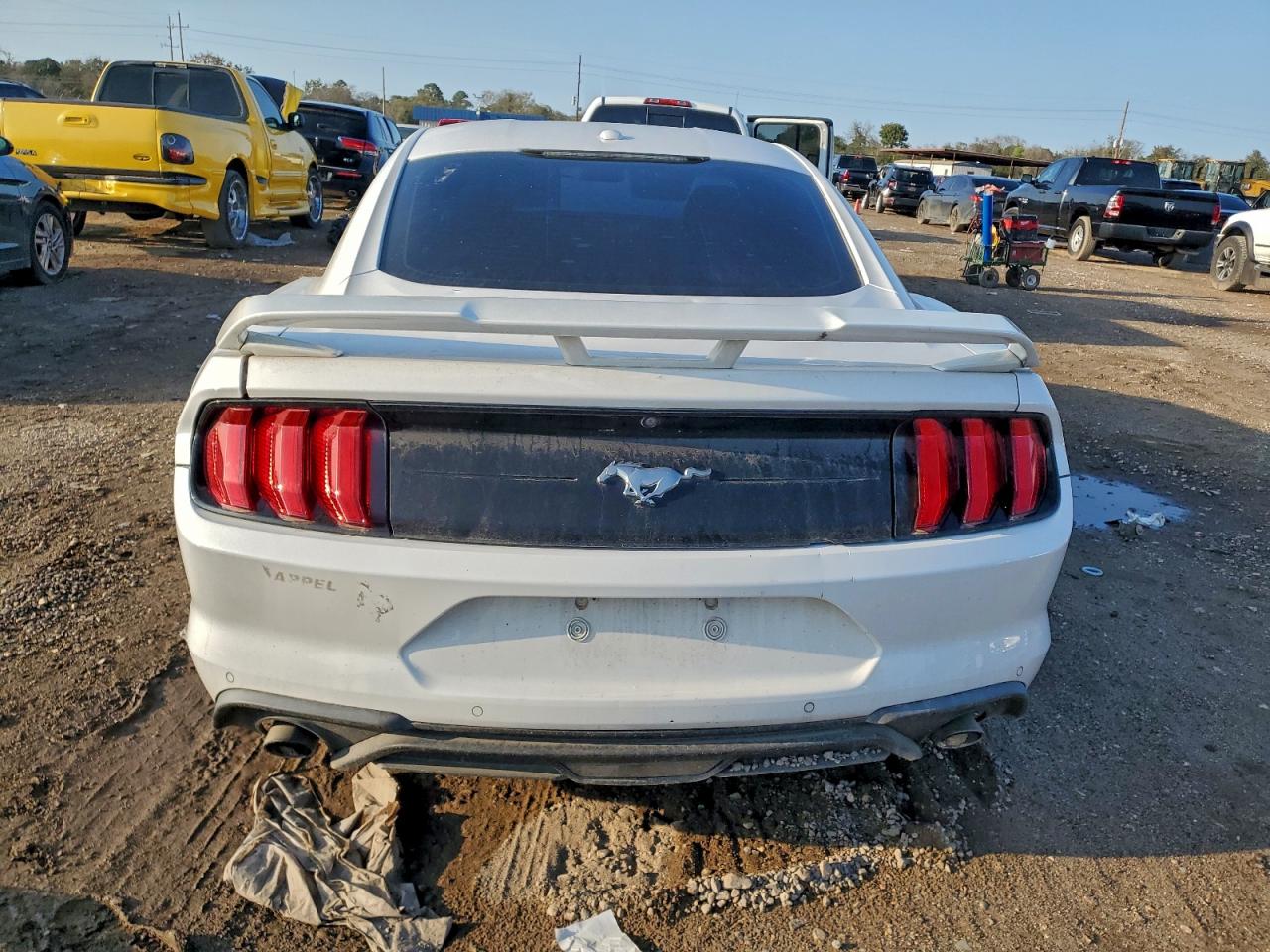 2019 Ford Mustang VIN: 1FA6P8TH5K5168797 Lot: 93355005