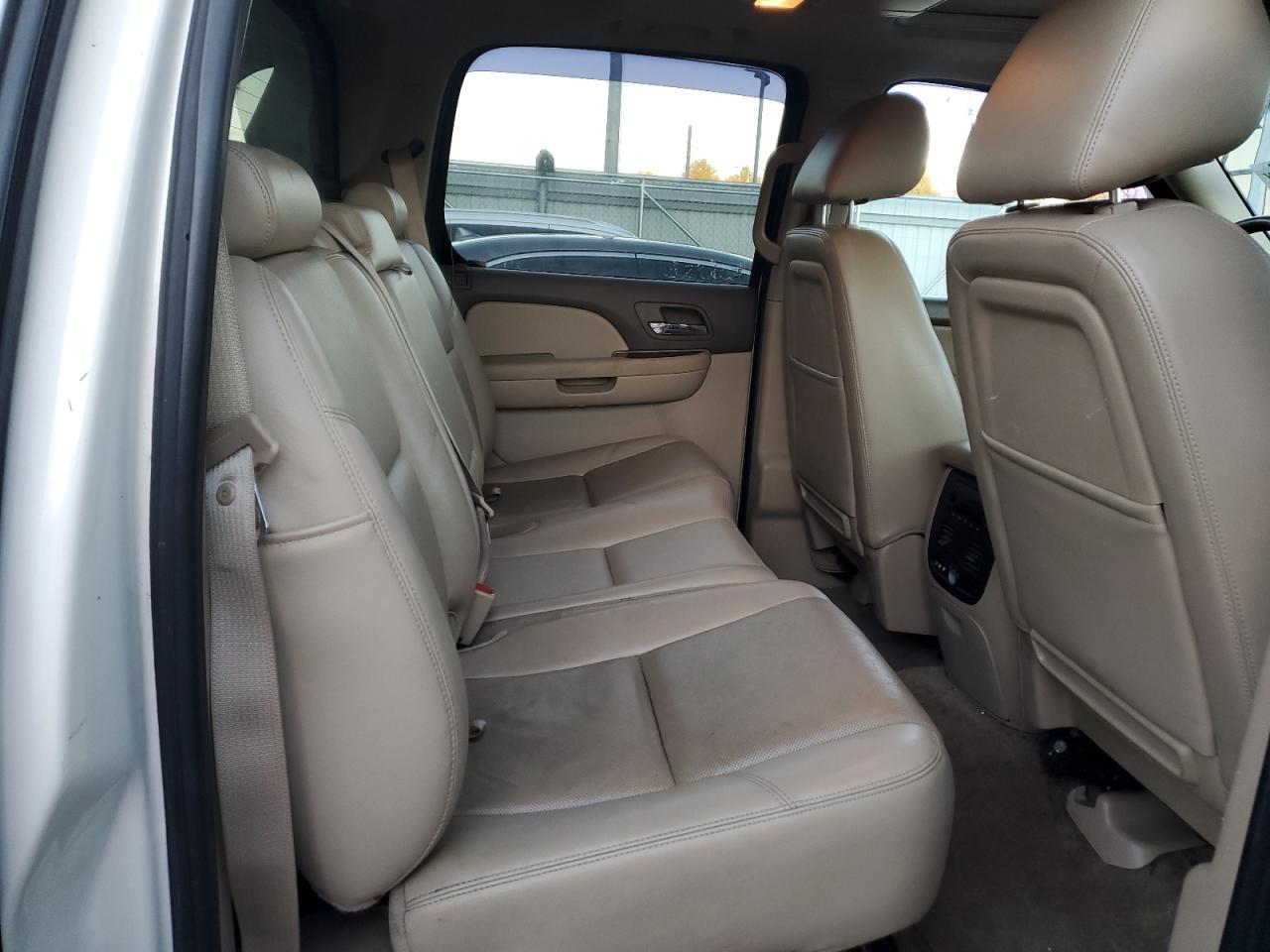 2013 Chevrolet Avalanche Ltz VIN: 3GNTKGE70DG246867 Lot: 93007975