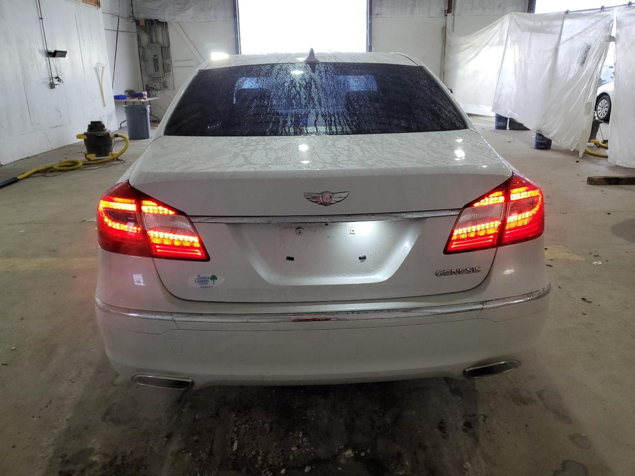 2012 Hyundai Genesis 3.8L VIN: KMHGC4DD8CU181254 Lot: 93480825