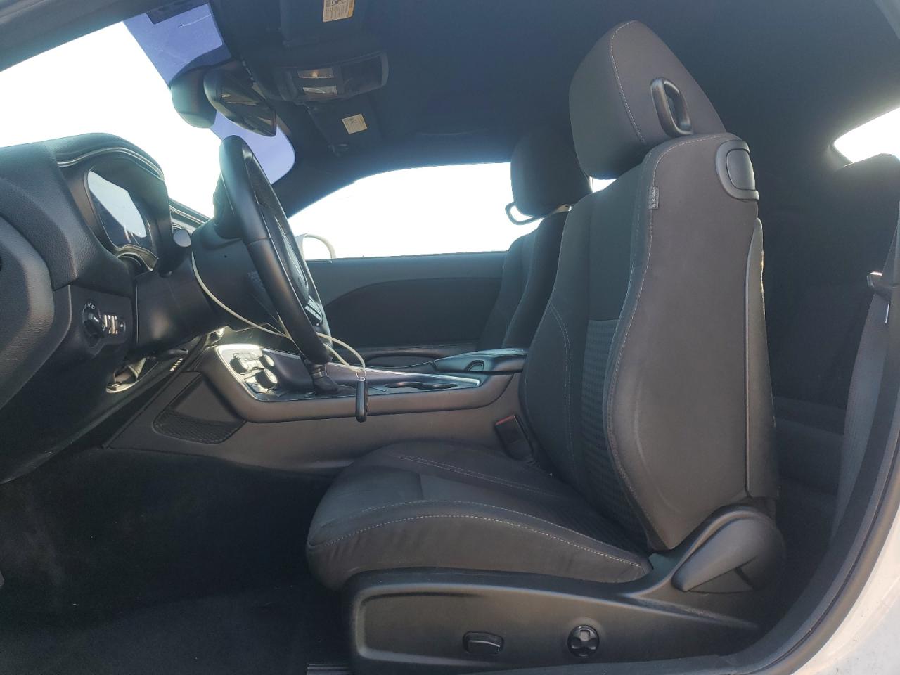 2015 Dodge Challenger Sxt VIN: 2C3CDZAG8FH706949 Lot: 93823885