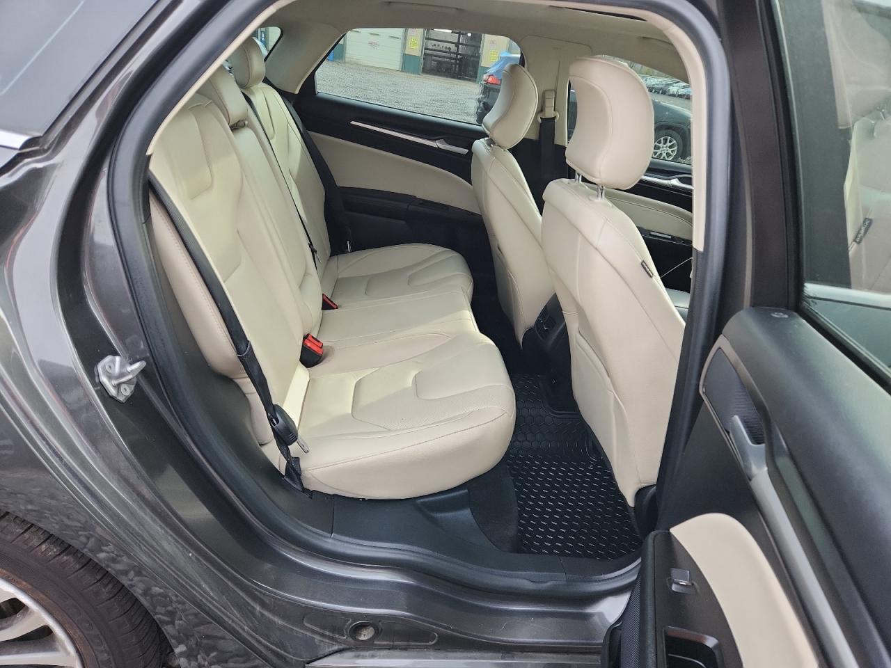 2018 Ford Fusion Titanium/Platinum Hev VIN: 3FA6P0RU1JR120537 Lot: 91293615