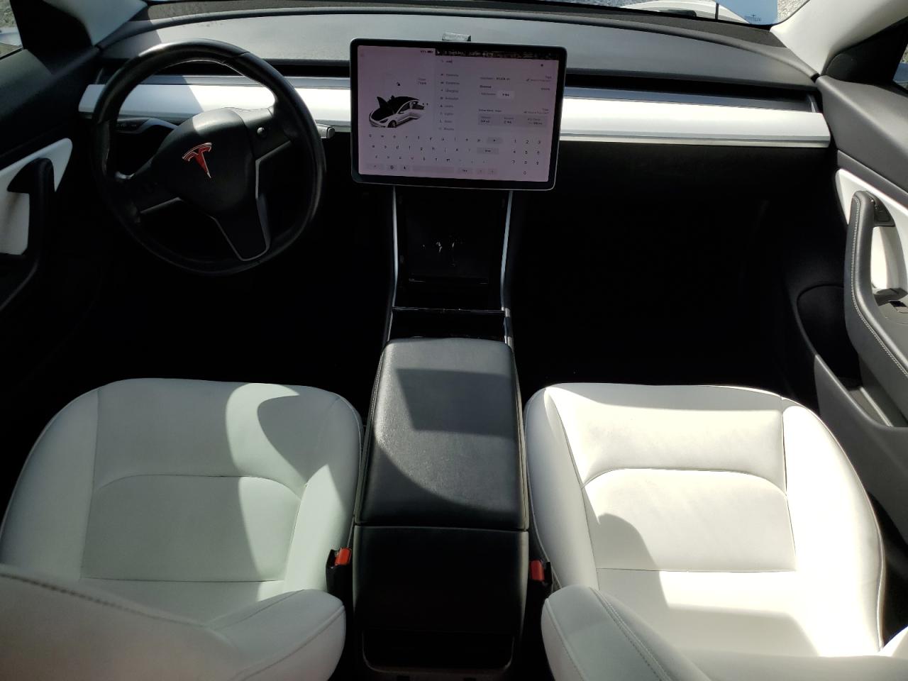 2019 Tesla Model 3 VIN: 5YJ3E1EB4KF392421 Lot: 92390755