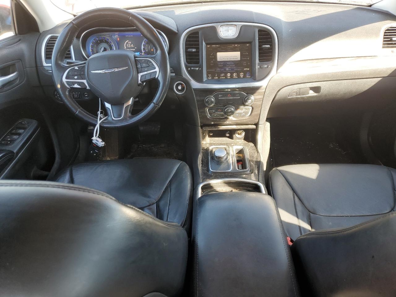 2015 Chrysler 300 Limited VIN: 2C3CCAAG9FH815912 Lot: 92916475