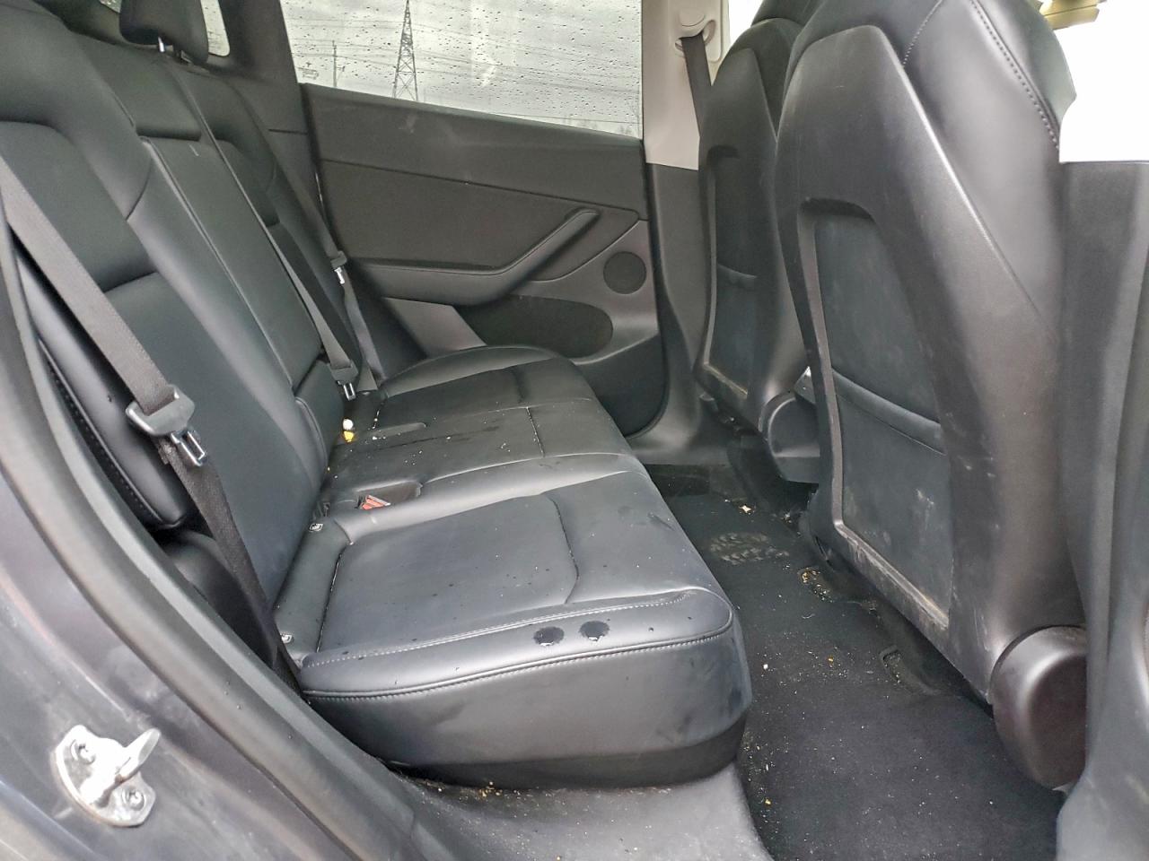 2022 Tesla Model Y VIN: 7SAYGDEE3NF572587 Lot: 94345705