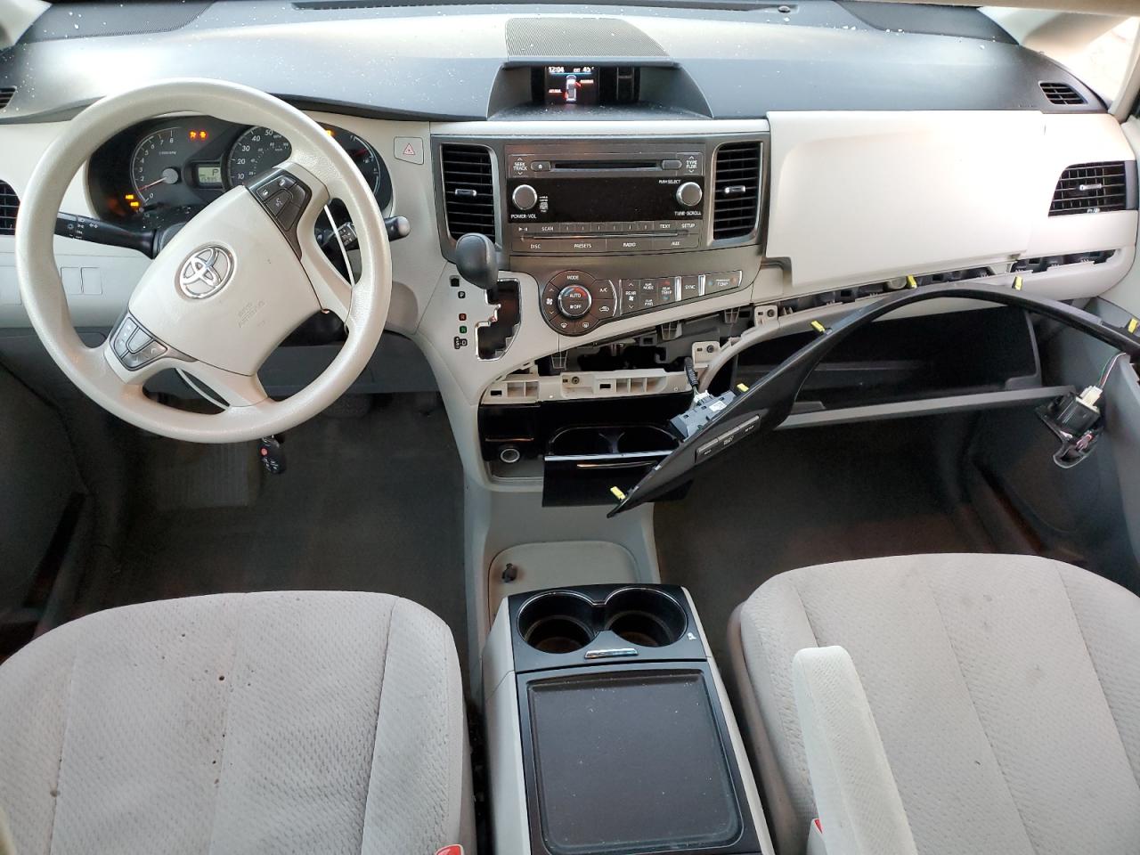 2013 Toyota Sienna Le VIN: 5TDJK3DC7DS061062 Lot: 92627015