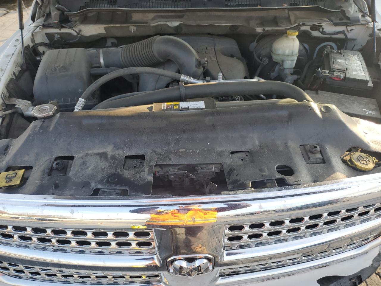 2015 Ram 1500 Laramie VIN: 1C6RR6NT8FS584039 Lot: 93209685