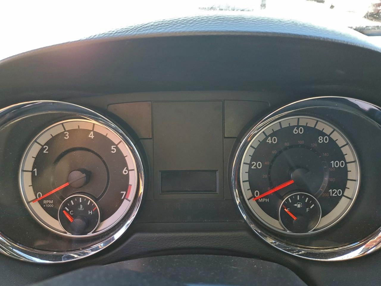 2018 Dodge Grand Caravan Sxt VIN: 2C4RDGCG3JR208099 Lot: 94288005