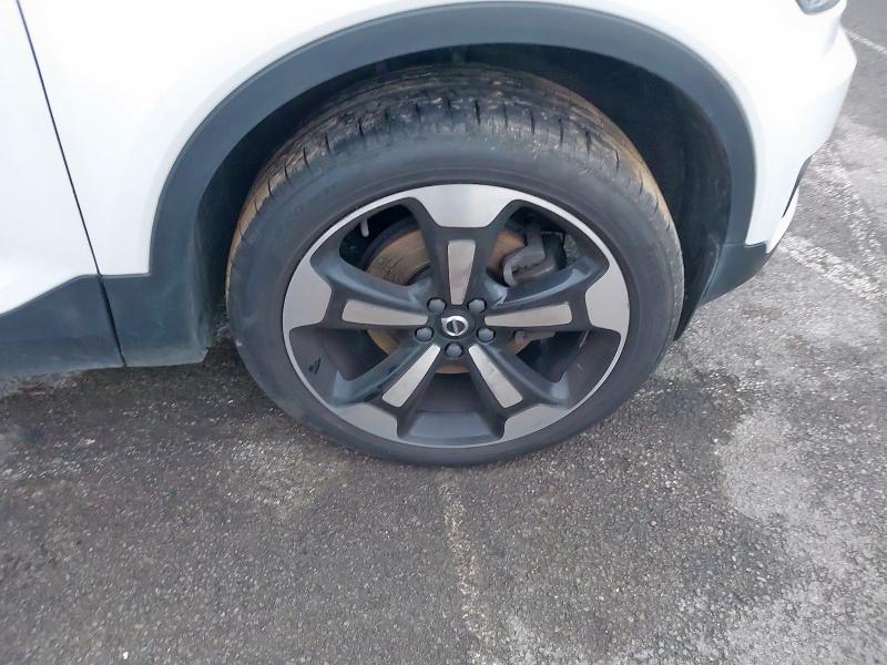 2020 VOLVO XC40 2.0 B4P INSCRIPTION 5DR AWD AUTO