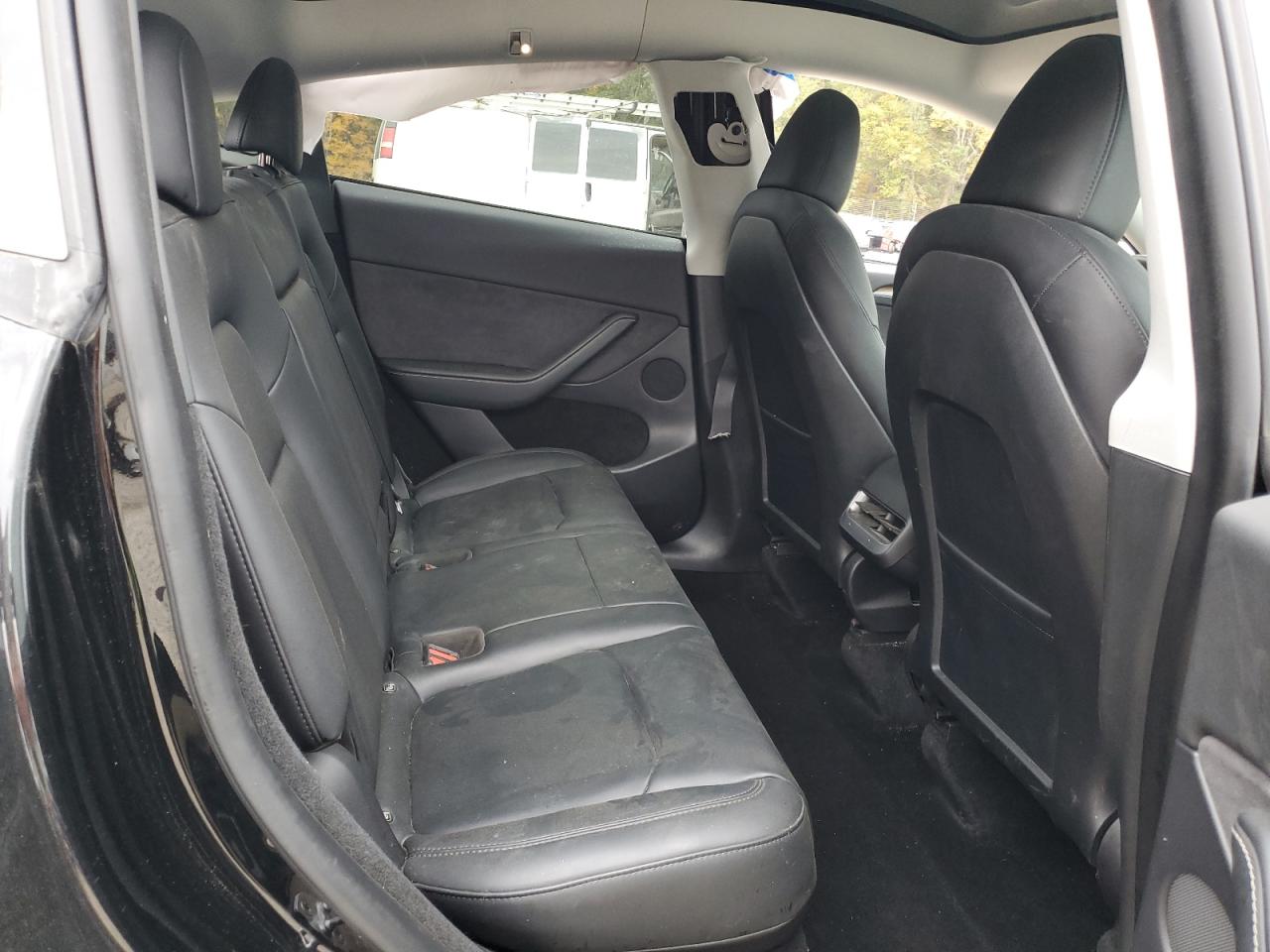 2023 Tesla Model Y VIN: 7SAYGDEE8PA026285 Lot: 91407395