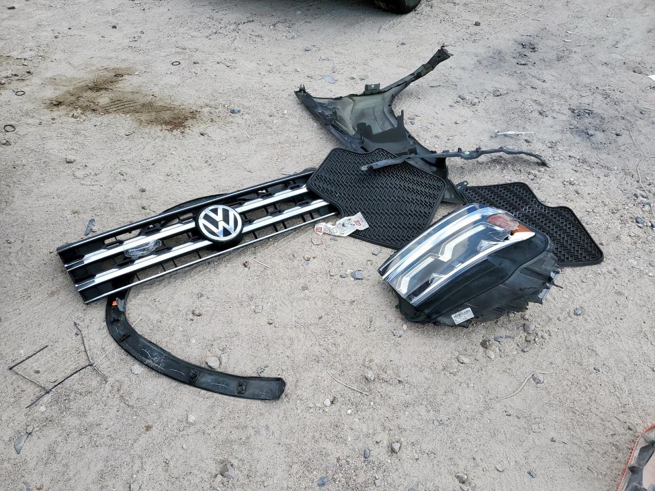 2018 Volkswagen Atlas Se VIN: 1V2DR2CA1JC517152 Lot: 93285395