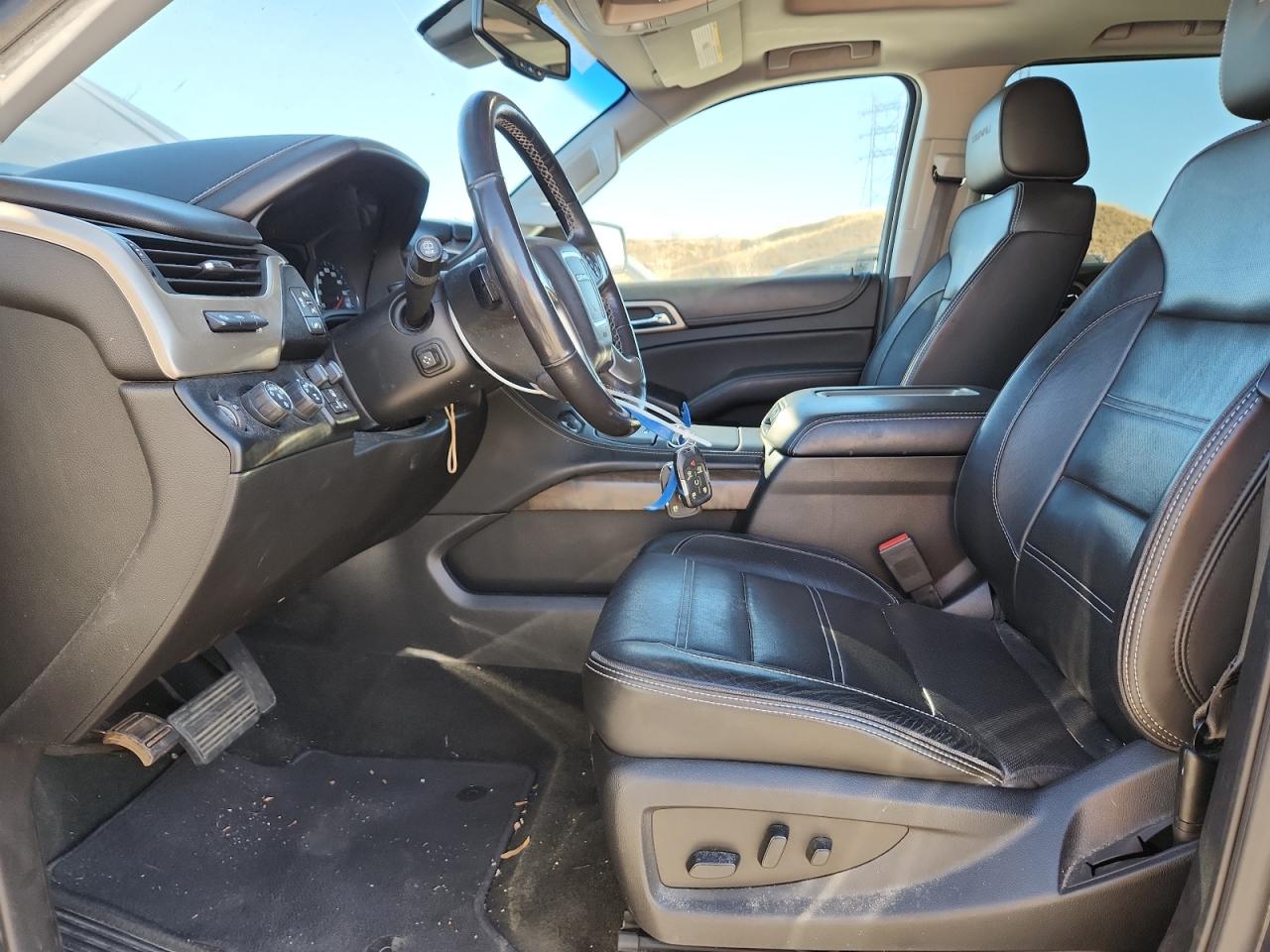 2018 GMC Yukon Xl Denali VIN: 1GKS2HKJ5JR316860 Lot: 87470255