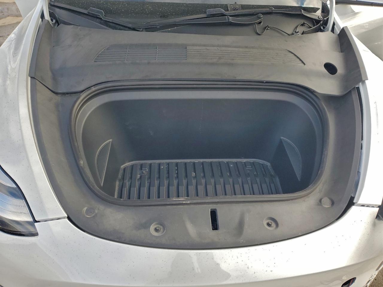 2021 Tesla Model Y VIN: 5YJYGDEF4MF079442 Lot: 94230405