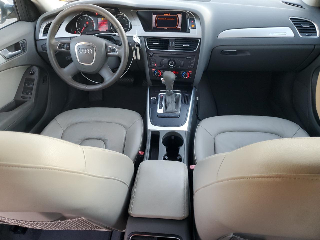 2010 Audi A4 Premium Plus VIN: WAUFFAFL4AN039241 Lot: 91656745