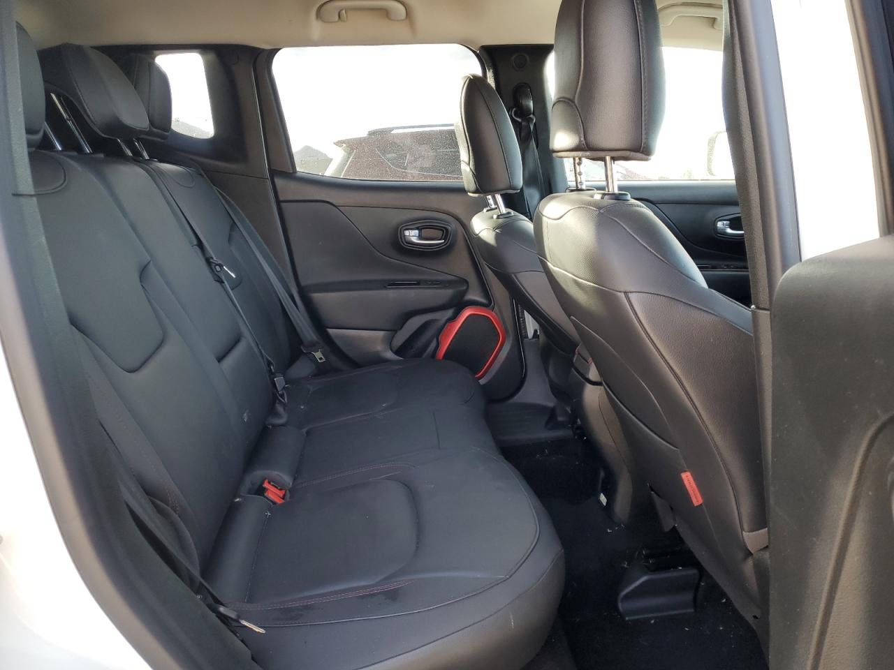 2015 Jeep Renegade Trailhawk VIN: ZACCJBCT0FPB86301 Lot: 92061545