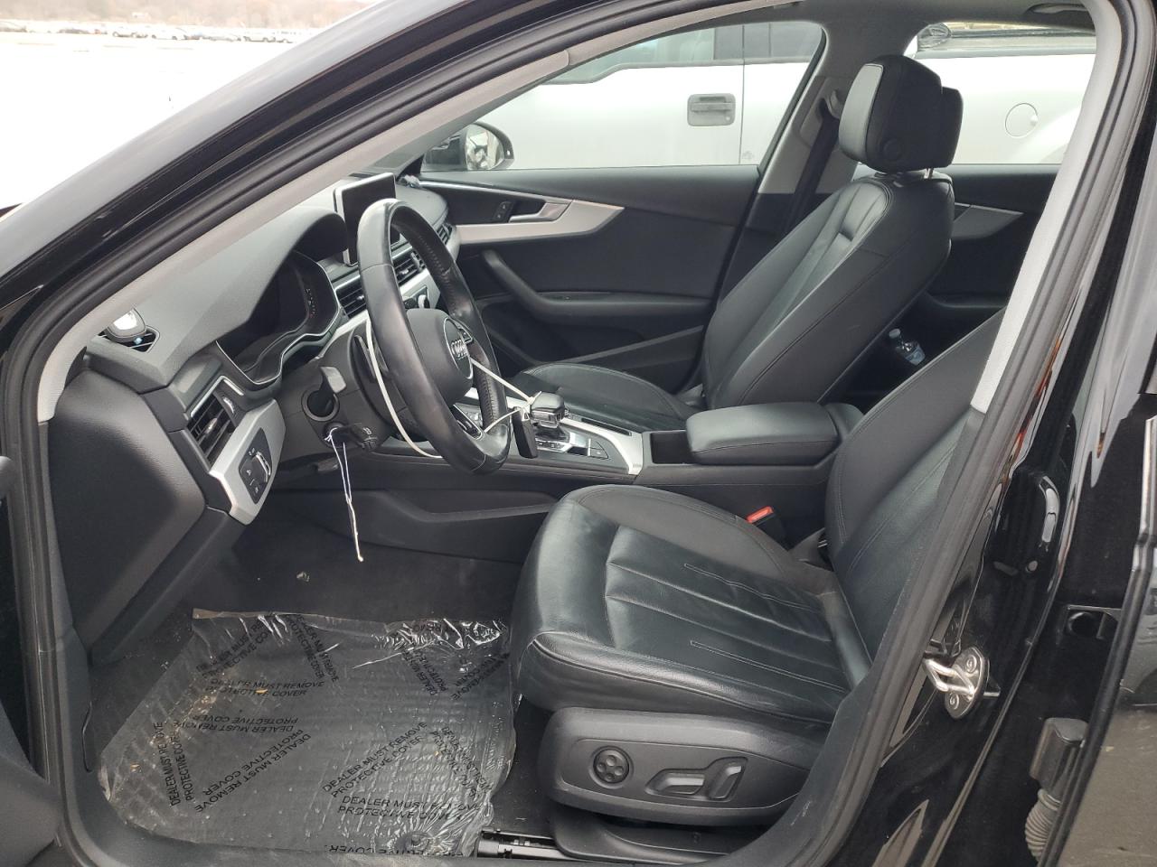 2017 Audi A4 Premium Plus VIN: WAUENAF40HN004827 Lot: 92822915