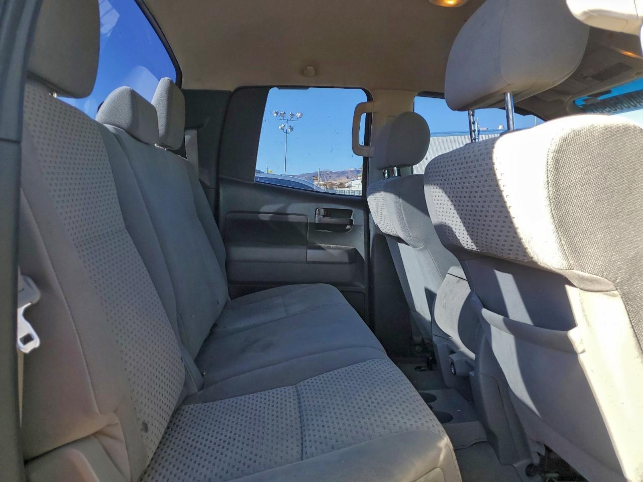 2011 Toyota Tundra Double Cab Sr5 VIN: 5TFUM5F10BX018530 Lot: 94085095