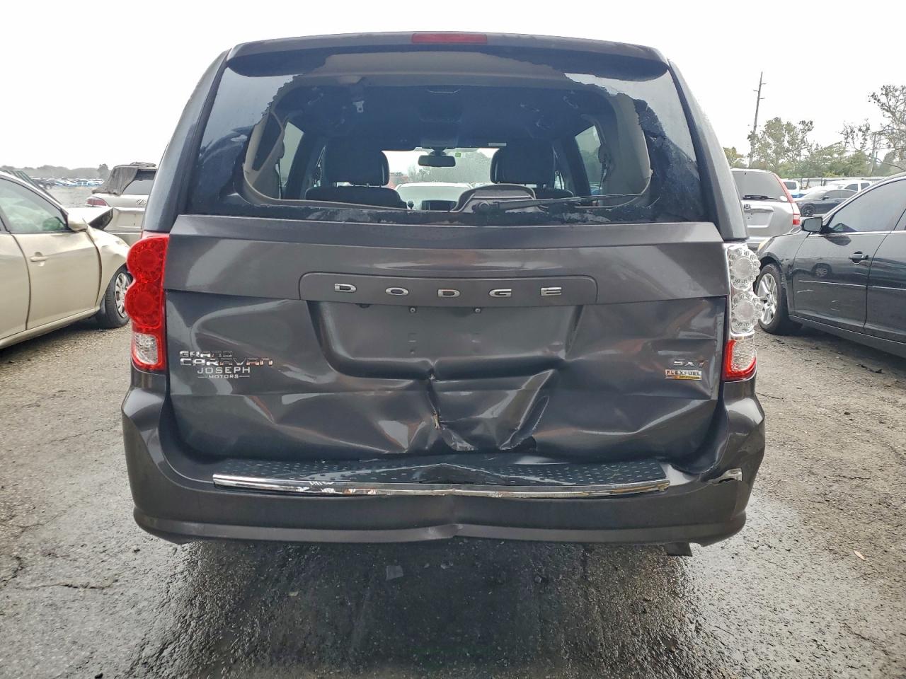 2019 Dodge Grand Caravan Sxt VIN: 2C4RDGCG5KR758776 Lot: 93961355