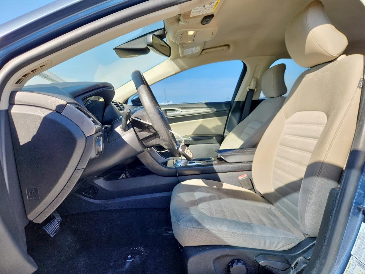 2019 Ford Fusion S VIN: 3FA6P0G75KR160828 Lot: 92851935