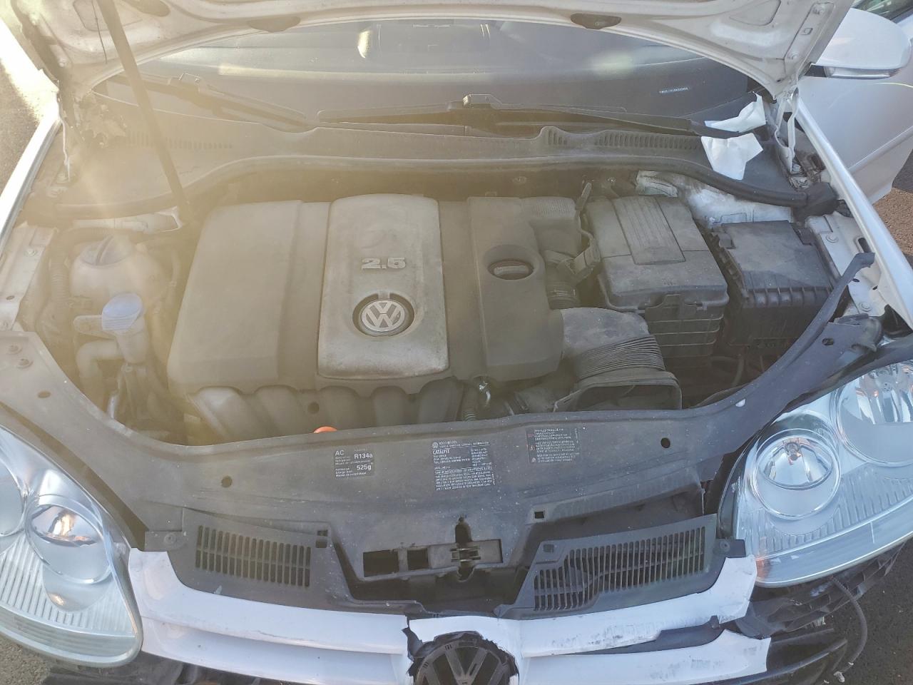 2008 Volkswagen Rabbit VIN: WVWDB71K18W325656 Lot: 93886415