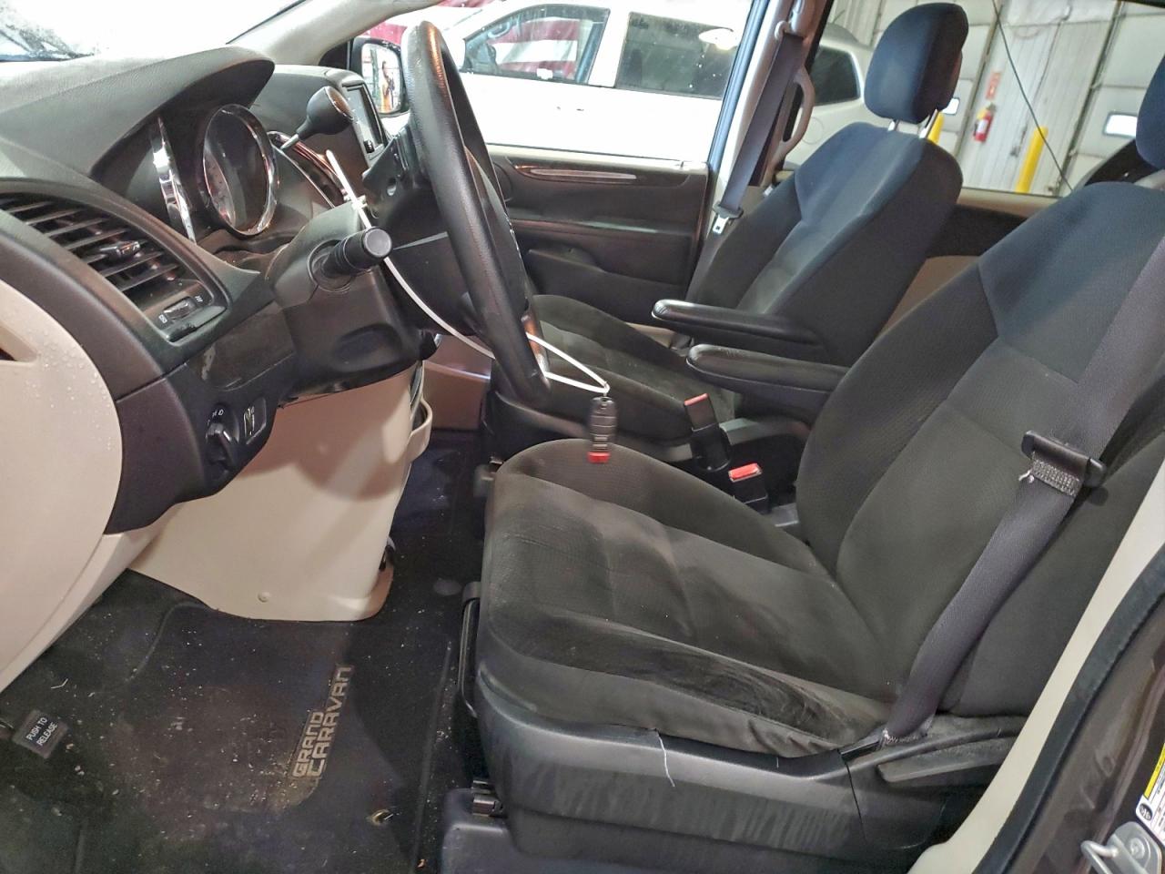 2017 Dodge Grand Caravan Se VIN: 2C4RDGBG4HR865683 Lot: 93817375