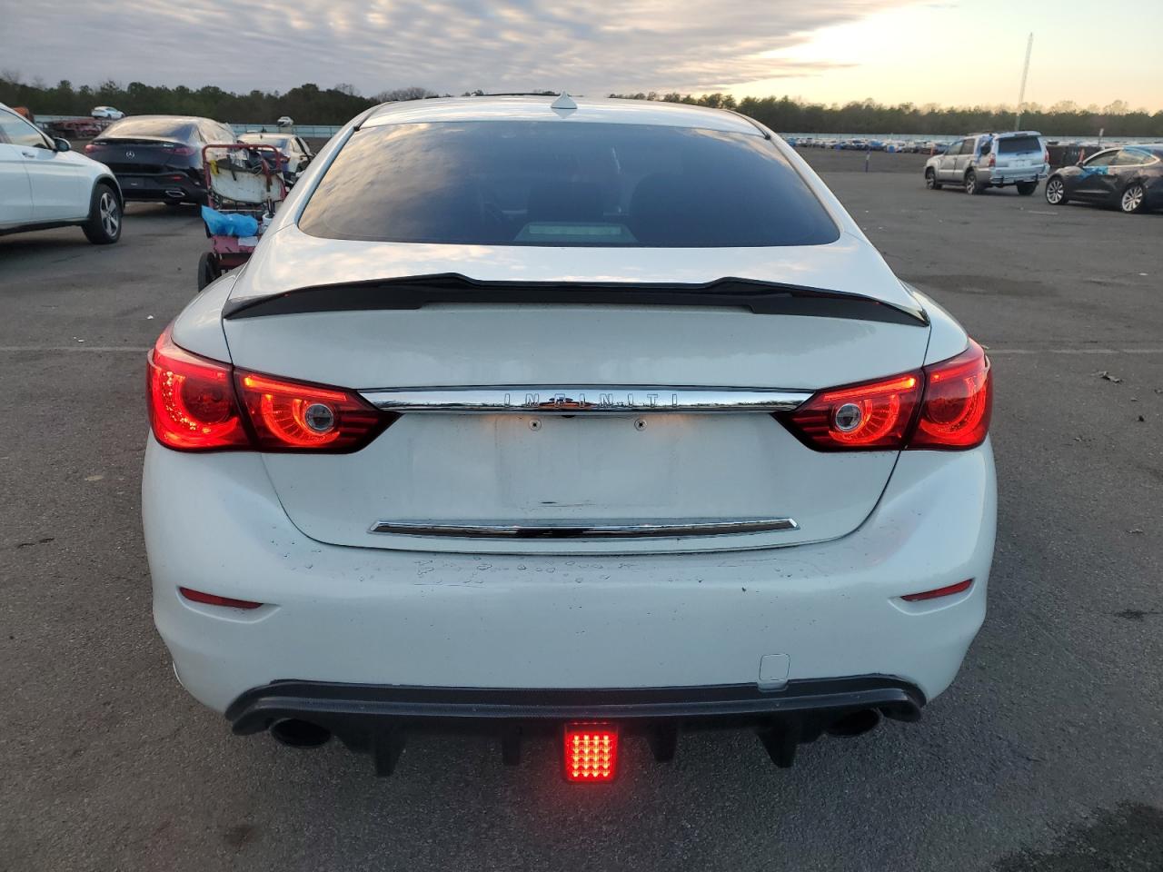 2015 Infiniti Q50 Base VIN: JN1BV7AP2FM337658 Lot: 93303885