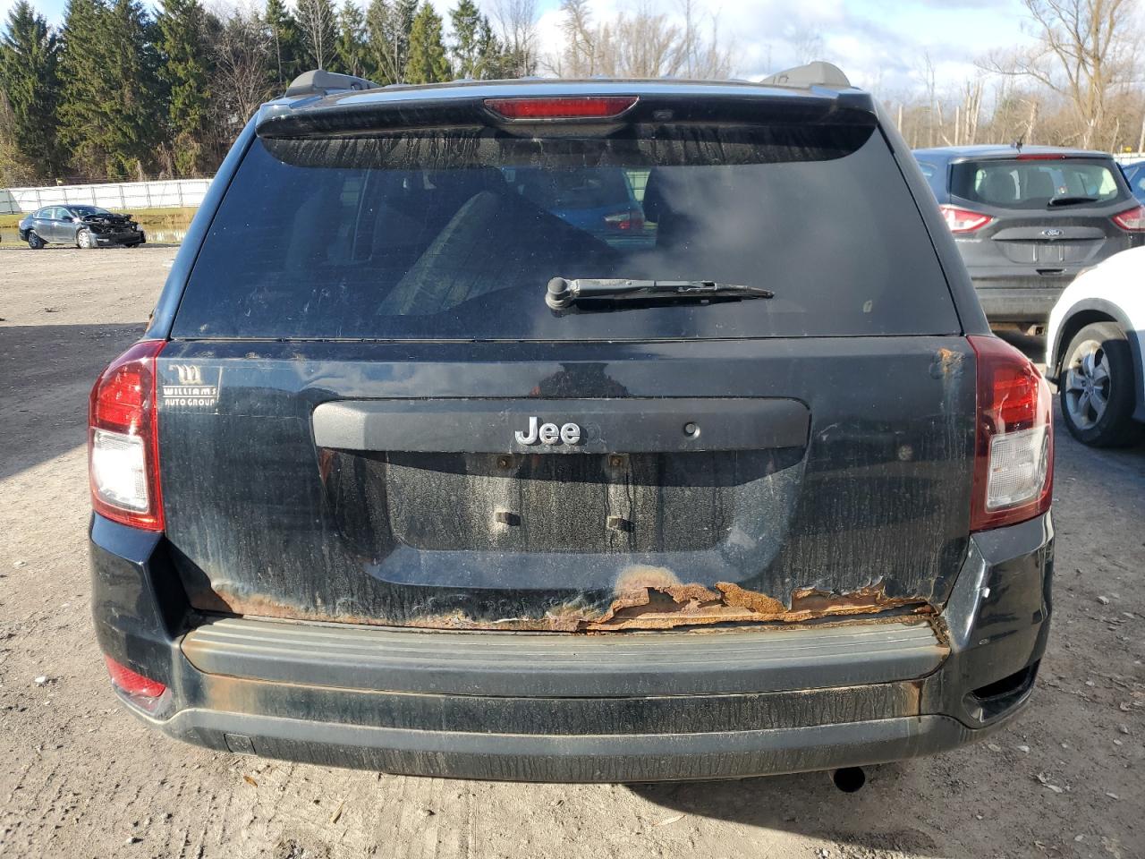 2014 Jeep Compass Sport VIN: 1C4NJCBA6ED666077 Lot: 92591745